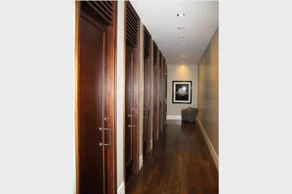 Banana Republic Changing Rooms