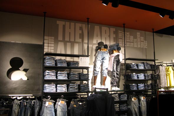 H&M Woman's Denim Jeans