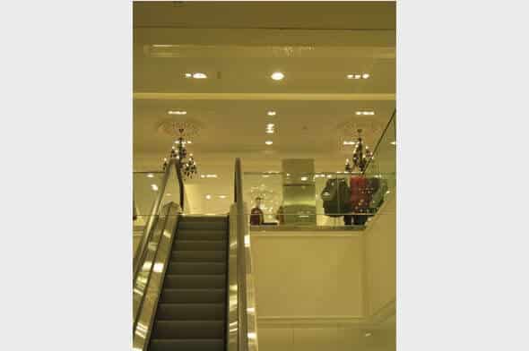 Forever 21 Escalators