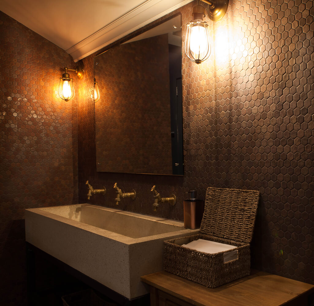 Ribs & Burgers Bathroom